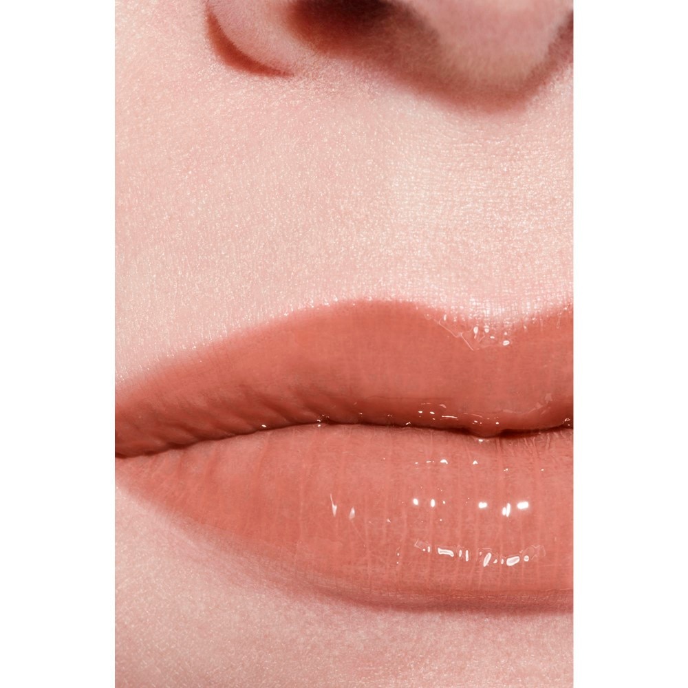BRILLO DE LABIOS INTENSO HIDRATANTE Y ALISANTE